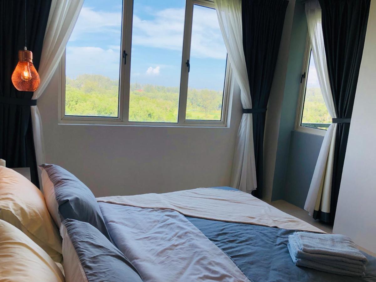 Santubong Suites B Just Like Home Damai Kuching Exterior foto